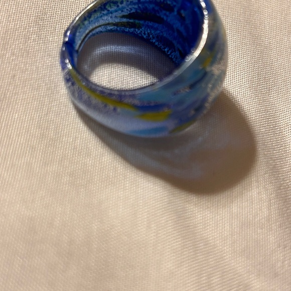 Beautifully Made Multi Colored Dome Hand Blown Glass Ring Size 8 Shades Of Blue - Picture 4 of 6